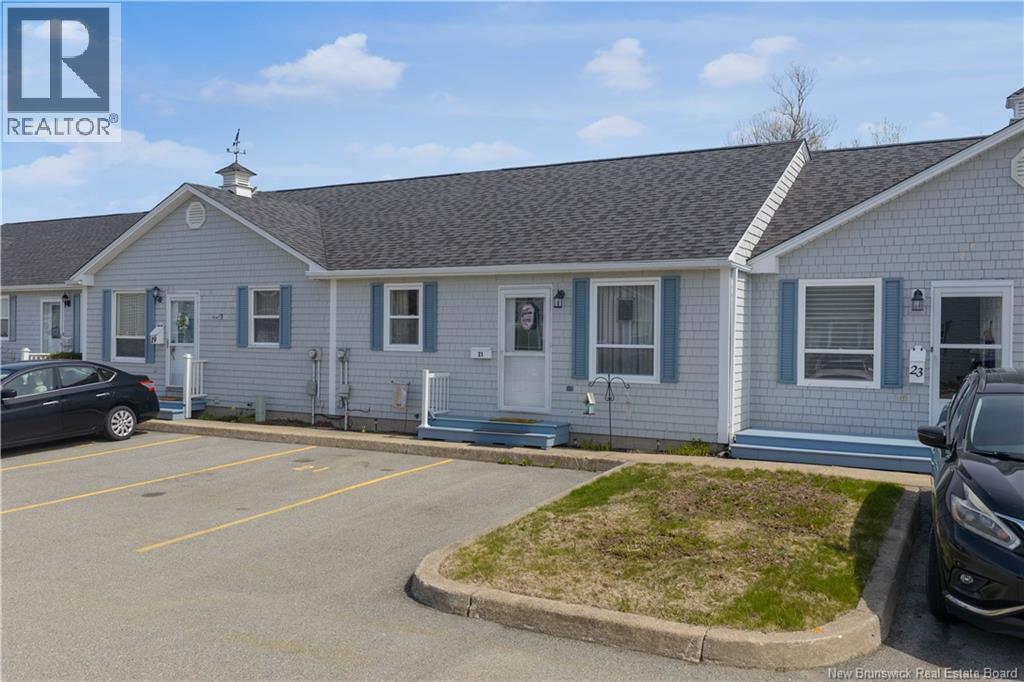 21 Blue Herron Park, Saint John, New Brunswick  E2M 5L7 - Photo 2 - NB138353