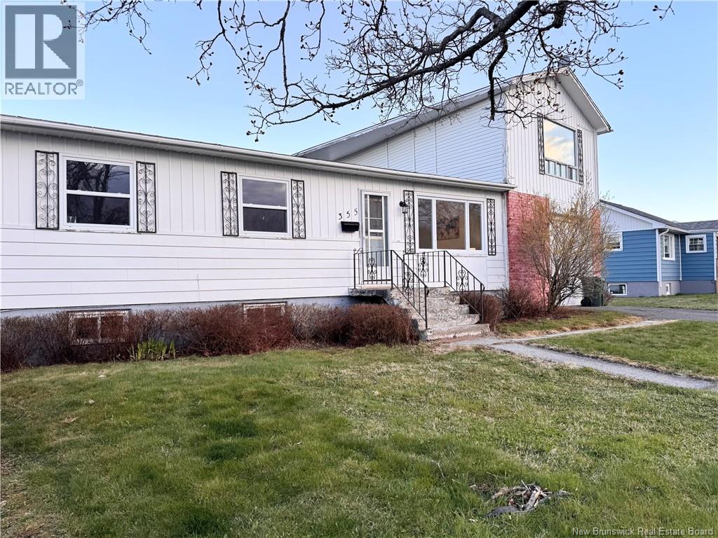 355 Beaconsfield Crescent, Saint John, New Brunswick  E2M 2H7 - Photo 2 - NB139113