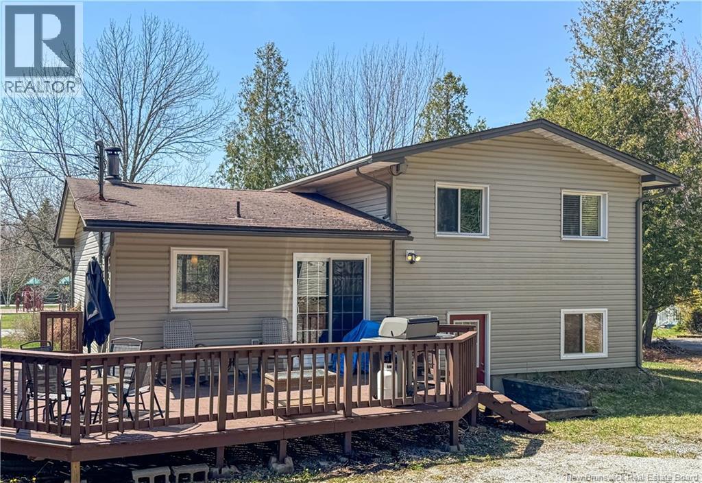 8 Firefly Crescent, Quispamsis, New Brunswick  E2E 4P6 - Photo 2 - NB139044