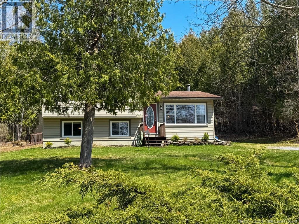 8 Firefly Crescent, Quispamsis, New Brunswick  E2E 4P6 - Photo 3 - NB139044