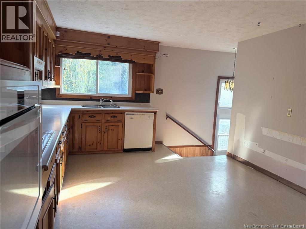 130 Renshaw Road, Rothesay, New Brunswick  E2H 1R6 - Photo 11 - NB139419