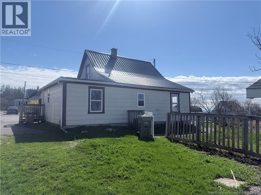 376 Demille Street, Saint John, New Brunswick E2M 2V7 - Photo 7 - NB139292