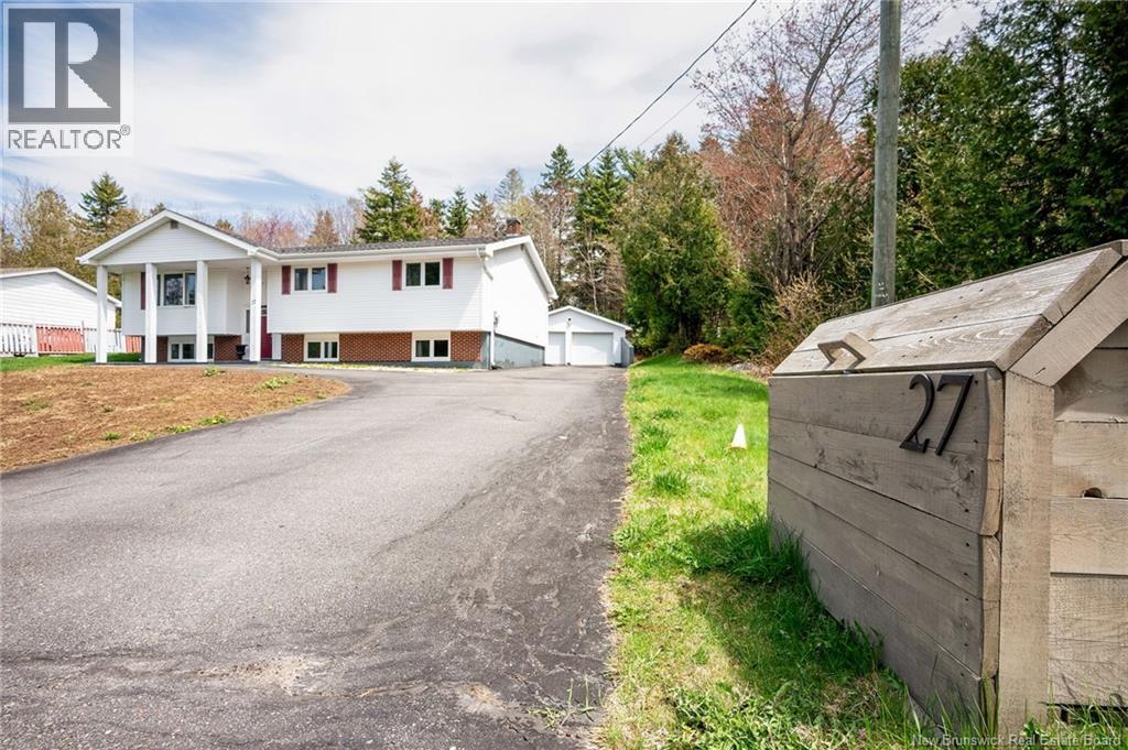 27 Chapel Road, Rothesay, New Brunswick