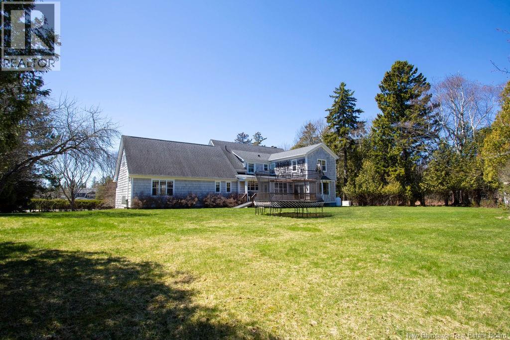 6 Grove Avenue, Rothesay, New Brunswick  E2E 5K3 - Photo 47 - NB139101