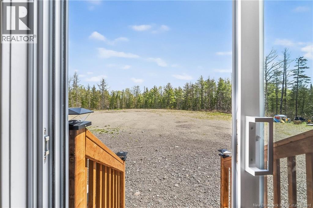 86 Hayman Avenue, St. Stephen, New Brunswick  E3L 5E4 - Photo 11 - NB139627
