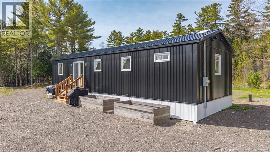 86 Hayman Avenue, St. Stephen, New Brunswick  E3L 5E4 - Photo 37 - NB139627