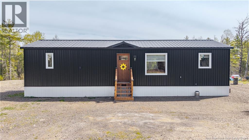 86 Hayman Avenue, St. Stephen, New Brunswick  E3L 5E4 - Photo 39 - NB139627