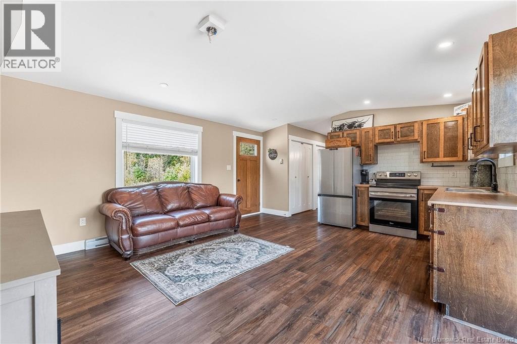 86 Hayman Avenue, St. Stephen, New Brunswick  E3L 5E4 - Photo 6 - NB139627