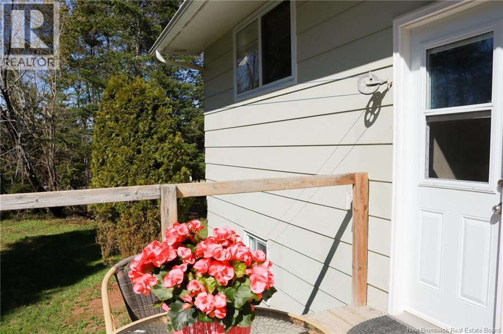 369 Hampton Road, Quispamsis, New Brunswick  E2E 4T9 - Photo 7 - NB139219