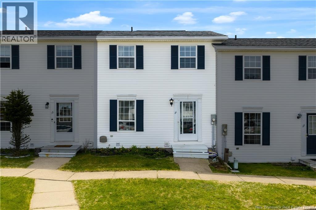 21 Meadowland Terrace, Saint John, New Brunswick  E2M 5S4 - Photo 2 - NB139429
