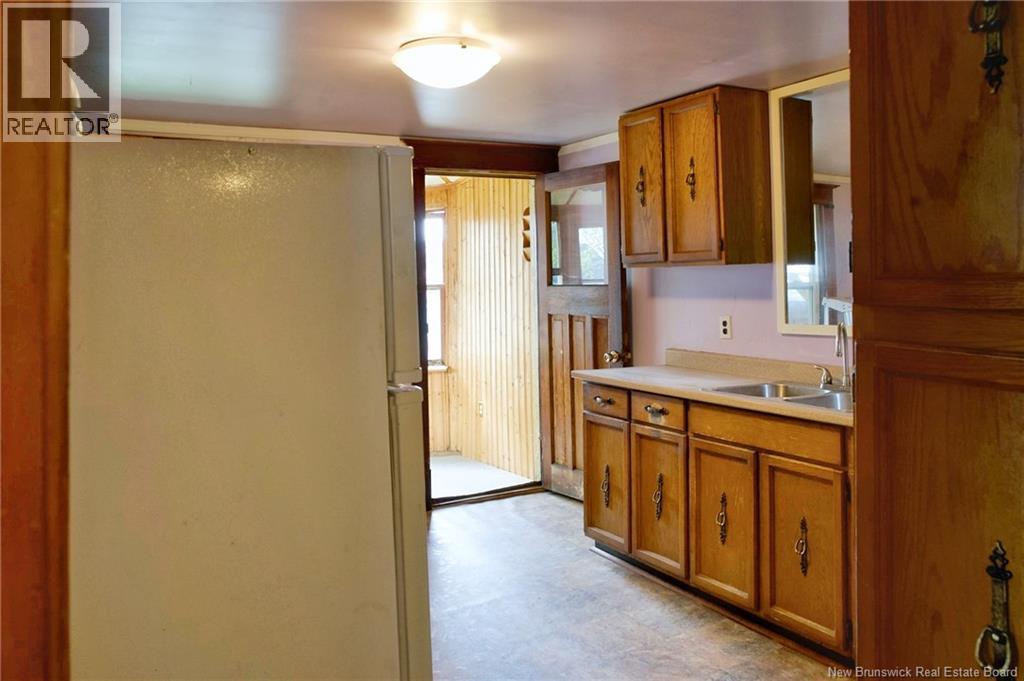 256 Guilford Street, Saint John, New Brunswick E2M 1W1 - Photo 13 - NB139636