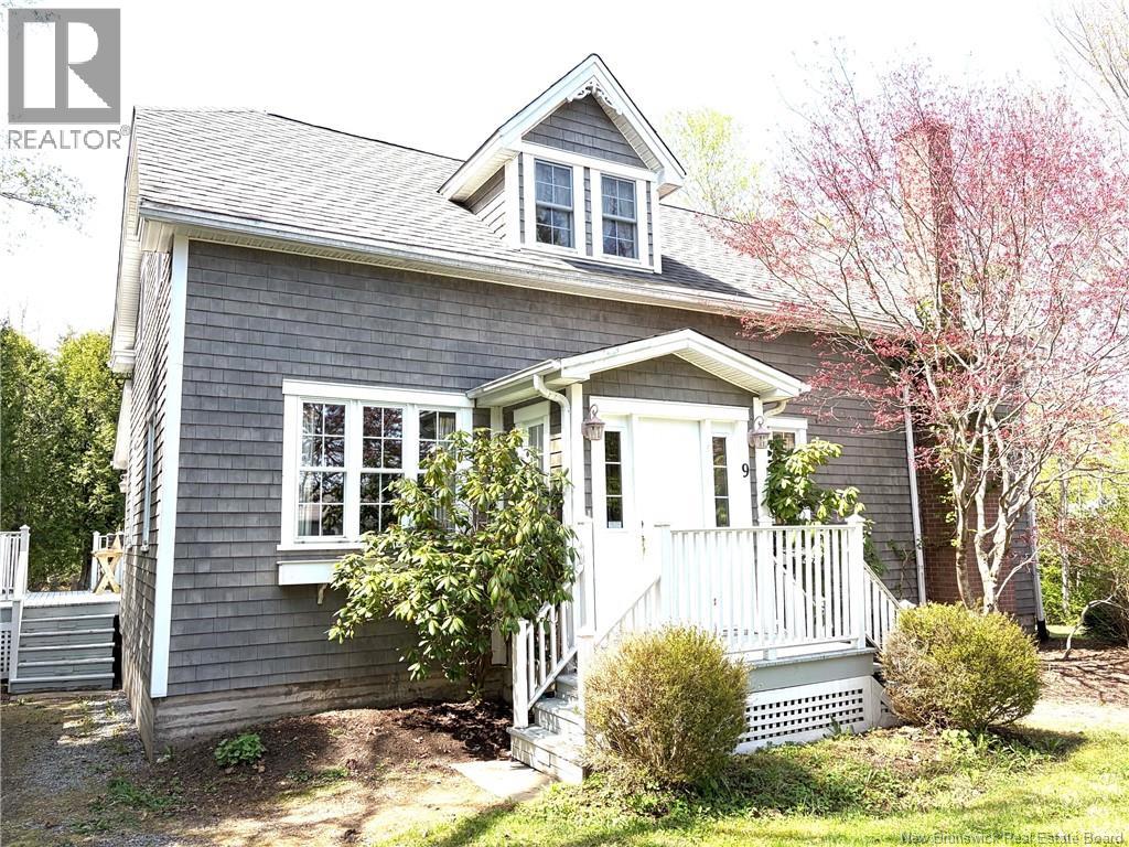 9 Grove Avenue, Rothesay, New Brunswick  E2E 5K5 - Photo 3 - NB139680