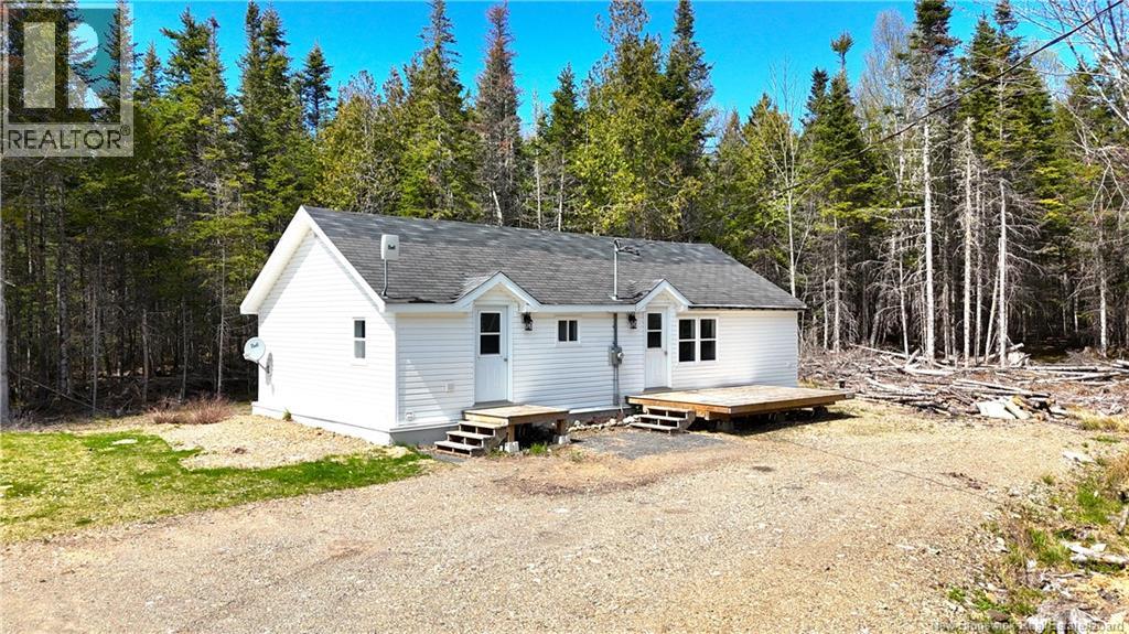 39 Harkness Road, Chamcook, New Brunswick E5B 3E7 - Photo 2 - NB139598