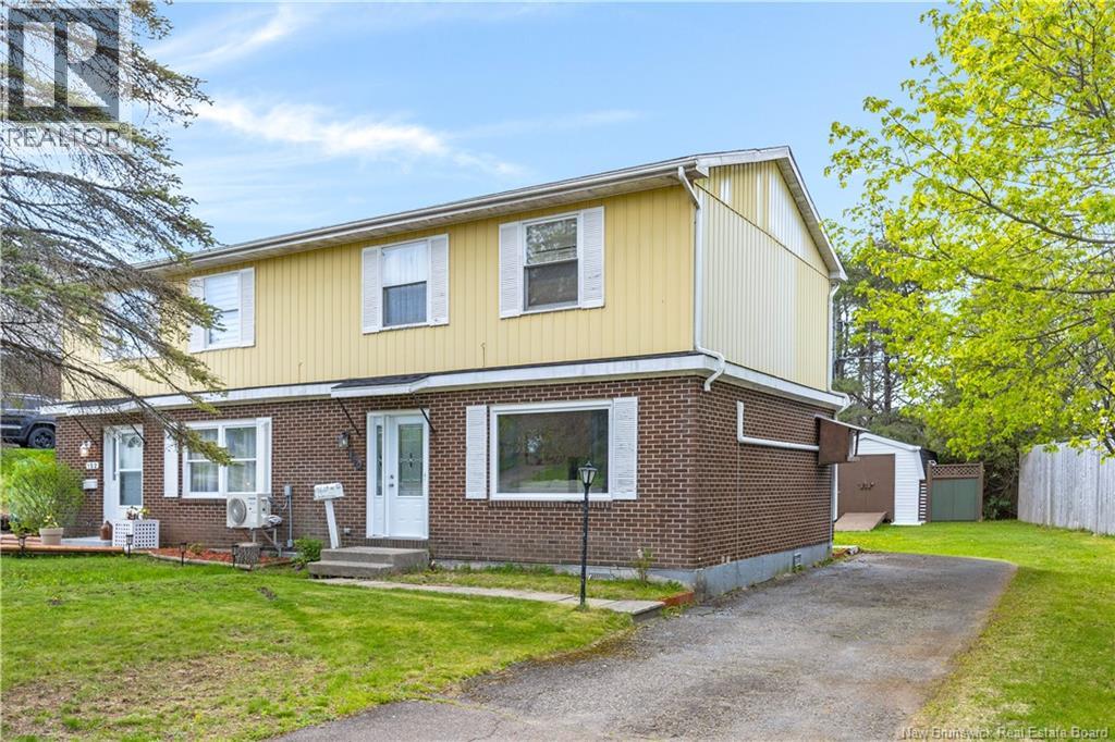 150 River Hill Drive, Saint John, New Brunswick E2M 4T7 - Photo 2 - NB139875