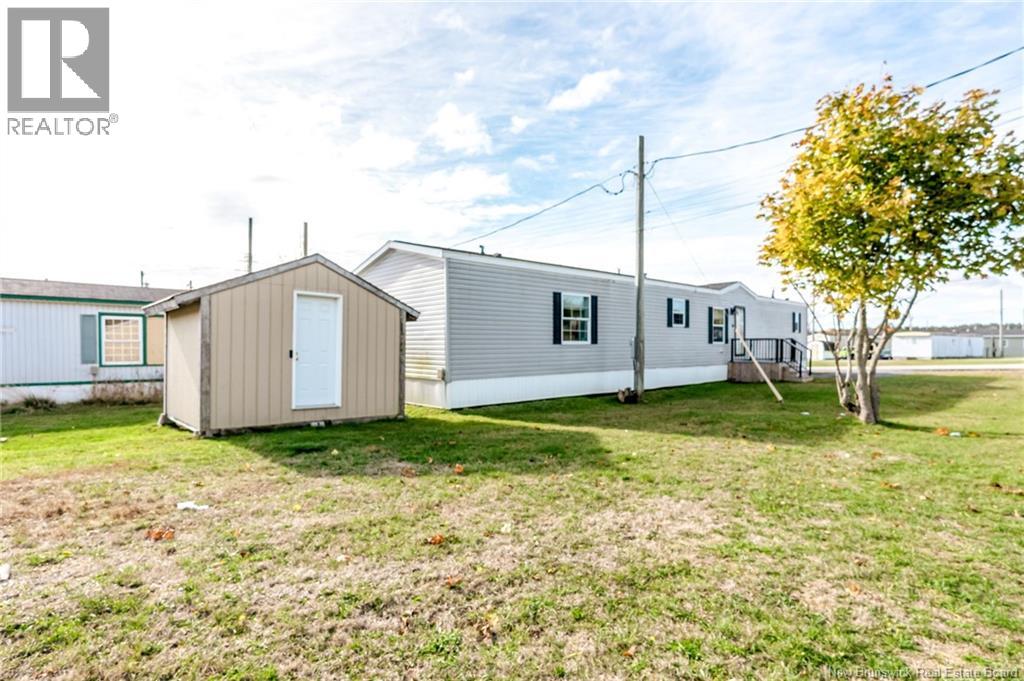 3 Daisy Street, Saint John, New Brunswick E2M 5M9 - Photo 6 - NB140044