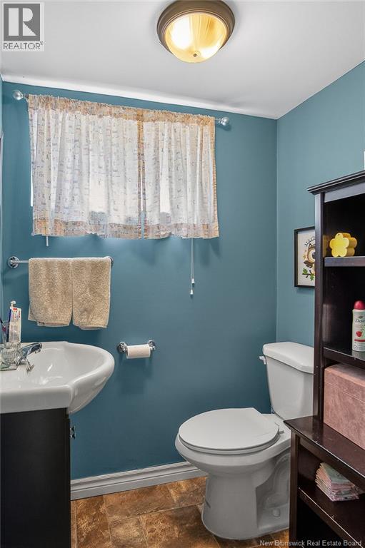 365 Beaconsfield Crescent, Saint John, New Brunswick  E2M 2H7 - Photo 27 - NB140153