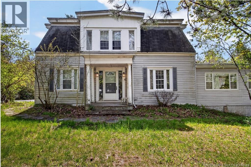 26 Hampton Road, Rothesay, New Brunswick