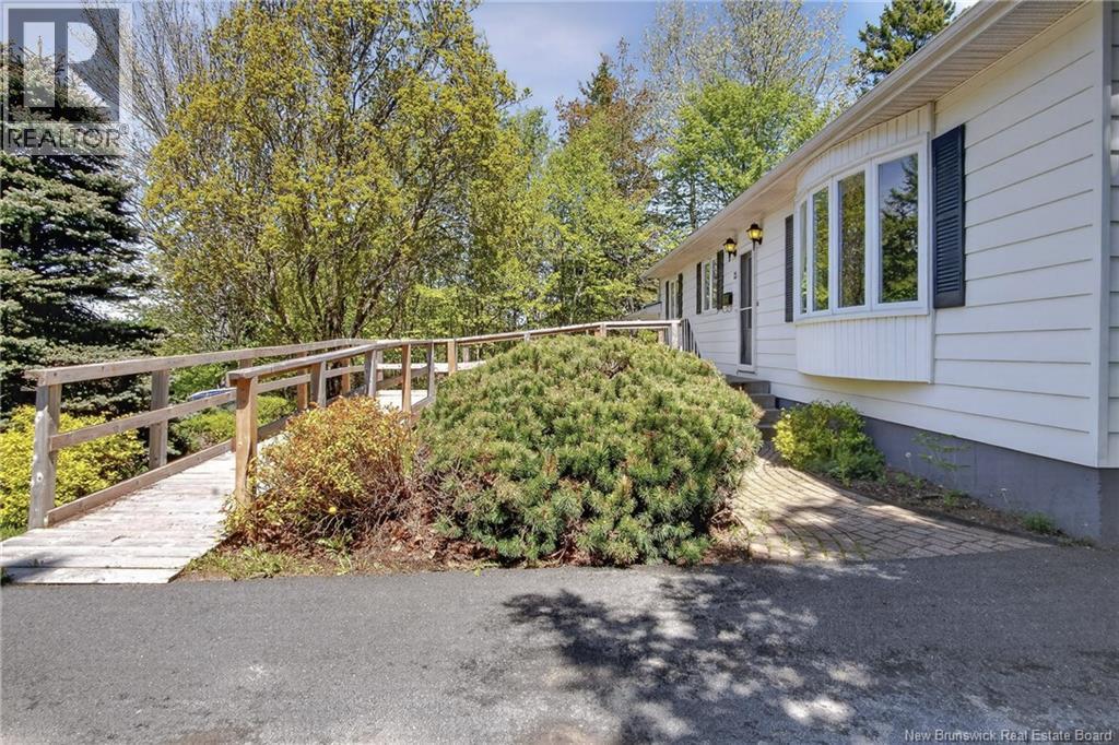 25 Eriskay Drive, Rothesay, New Brunswick E2E 5T5 - Photo 4 - NB140471
