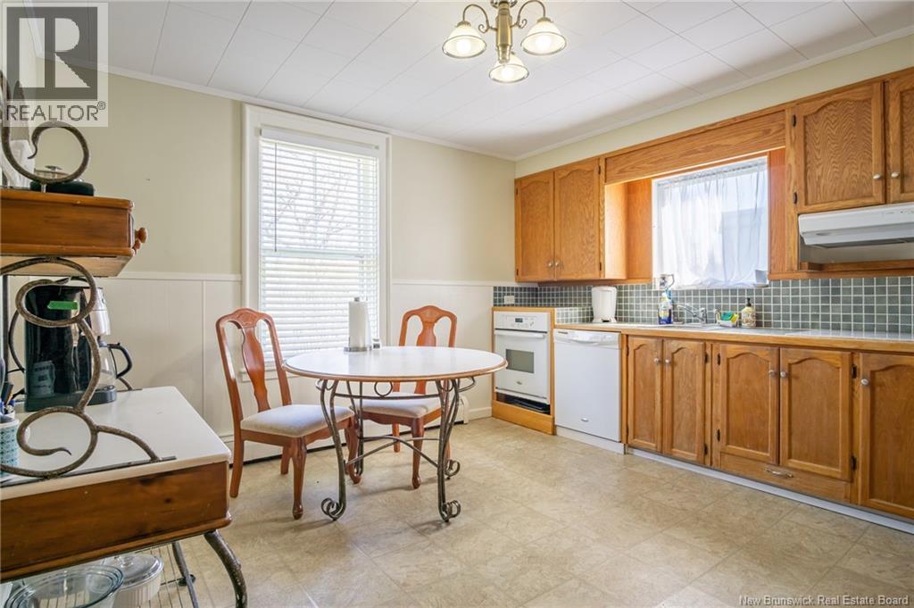 697 Bay Street, Saint John, New Brunswick  E2M 7L6 - Photo 6 - NB140356