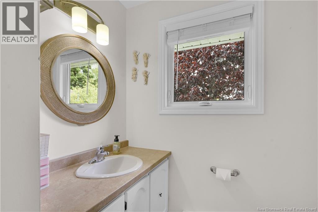 8 Sunset Drive, Quispamsis, New Brunswick E2E 4S5 - Photo 13 - NB139396