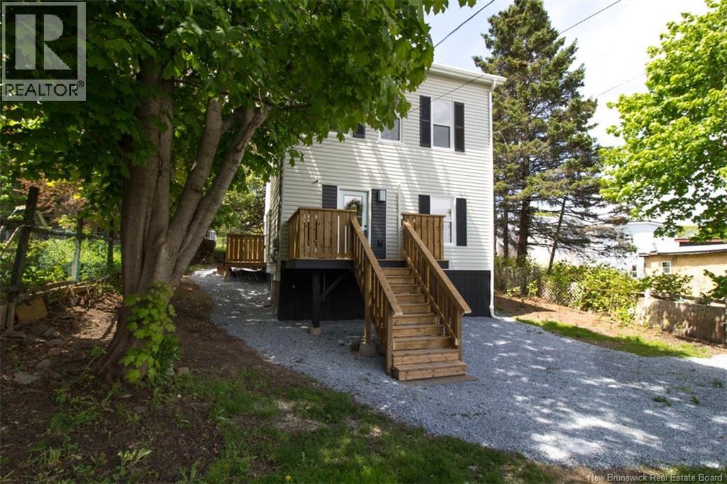 229 Rodney Street, Saint John, New Brunswick E2M 1X5 - Photo 2 - NB140746