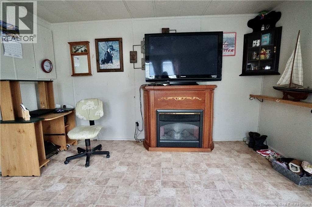 5a Edgewood Street, St. Stephen, New Brunswick  E3L 3C3 - Photo 5 - NB140964