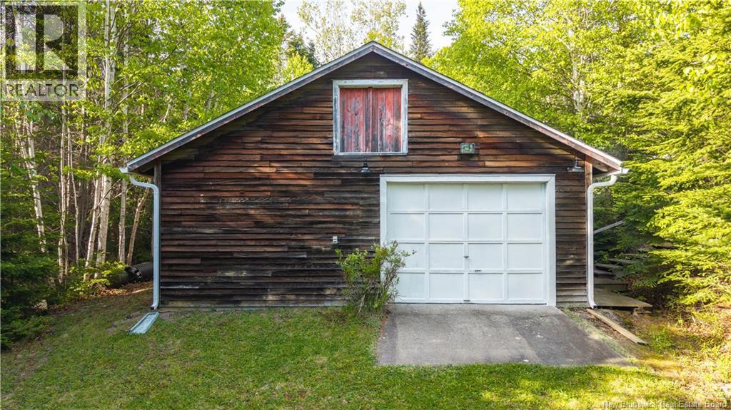 11 Mclaren Drive, Chamcook, New Brunswick E5B 3E3 - Photo 48 - NB141022