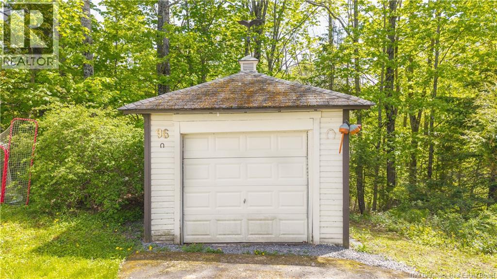 96 Union Street, St. Stephen, New Brunswick  E3L 1V5 - Photo 3 - NB141116