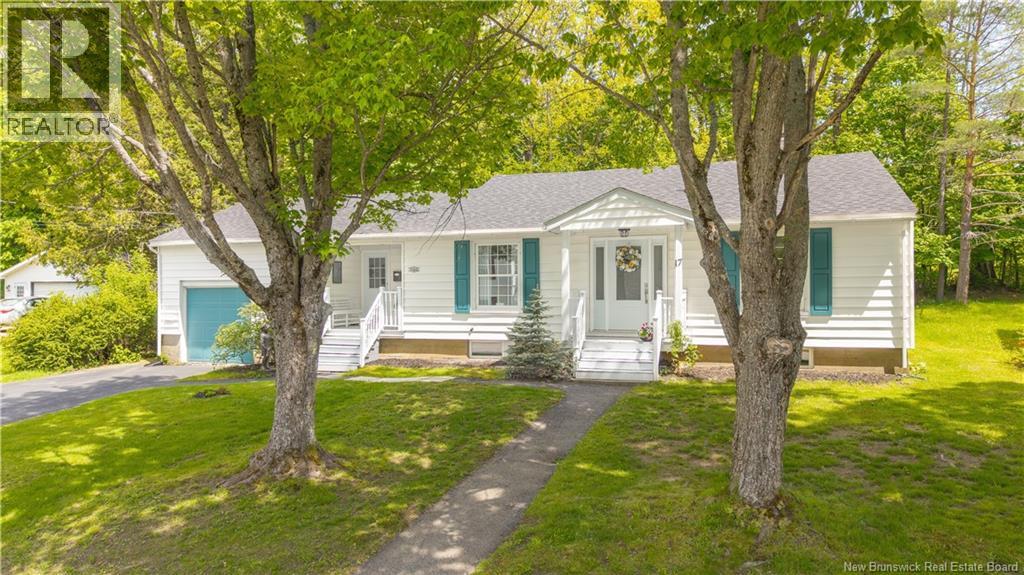 17 Porter Street, St. Stephen, New Brunswick E3L 2M8 - Photo 2 - NB141139