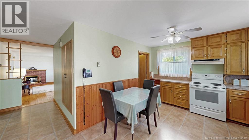 982 Mccavour Drive, Saint John, New Brunswick E2M 4M3 - Photo 8 - NB141077