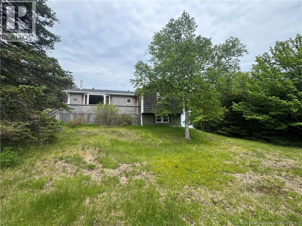 208 Whistle Road, Grand Manan, New Brunswick  E5G 1B5 - Photo 6 - NB141400