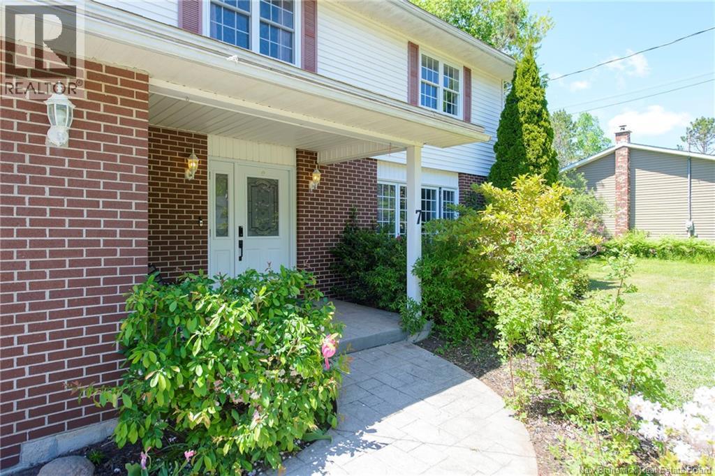 7 Baycrest Drive, Grand Bay-Westfield, New Brunswick E5K 2V5 - Photo 2 - NB141508