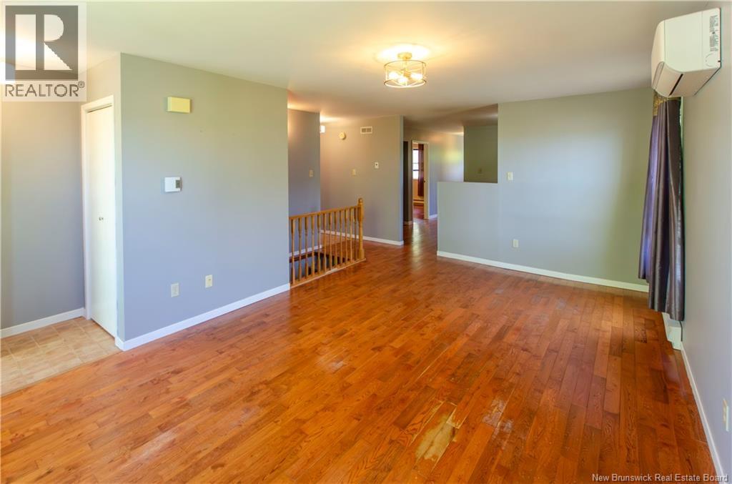 24 Thistle Street, Saint John, New Brunswick E2M 5T1 - Photo 4 - NB141346