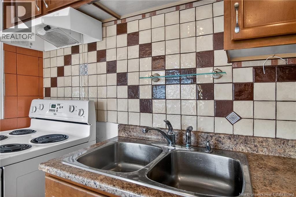 32 Violet Street, Saint John, New Brunswick E2M 5M3 - Photo 11 - NB141717
