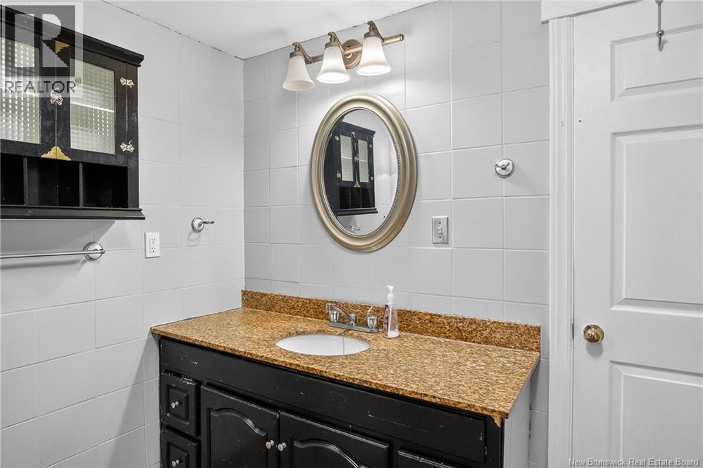 32 Violet Street, Saint John, New Brunswick E2M 5M3 - Photo 24 - NB141717