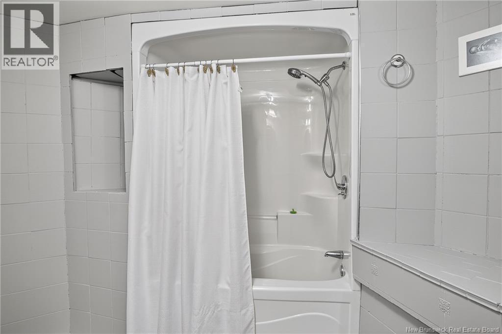 32 Violet Street, Saint John, New Brunswick E2M 5M3 - Photo 25 - NB141717