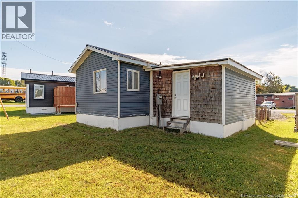 32 Violet Street, Saint John, New Brunswick E2M 5M3 - Photo 29 - NB141717