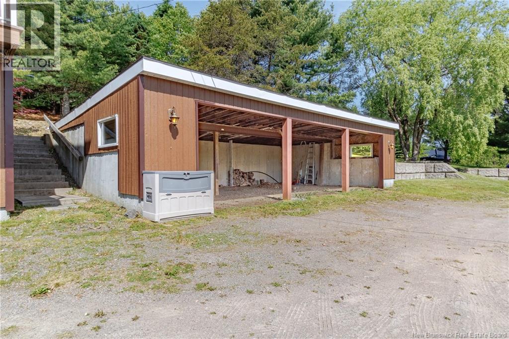 23 Edgewood Lane, Grand Bay-Westfield, New Brunswick E5K 3G6 - Photo 3 - NB140430