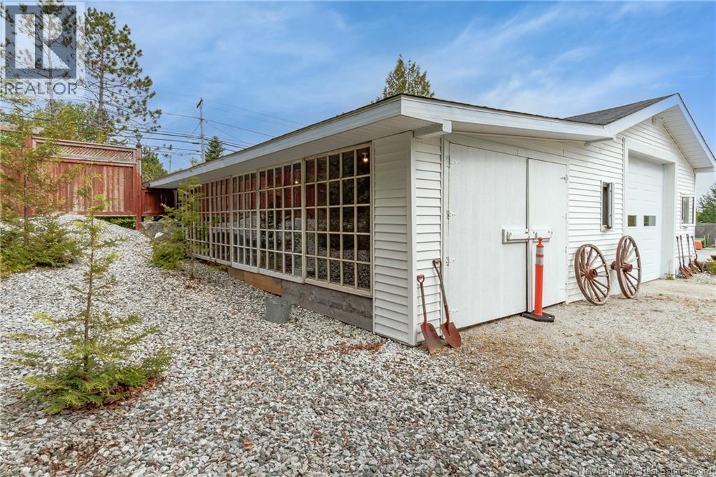 416 Hampton Road, Quispamsis, New Brunswick  E2E 4V5 - Photo 41 - NB141611