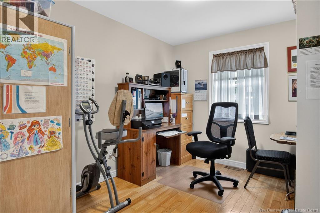 8 Harris Road, Grand Bay-Westfield, New Brunswick E5K 1N2 - Photo 25 - NB141301