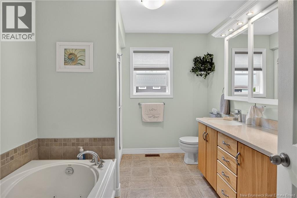 8 Harris Road, Grand Bay-Westfield, New Brunswick E5K 1N2 - Photo 26 - NB141301