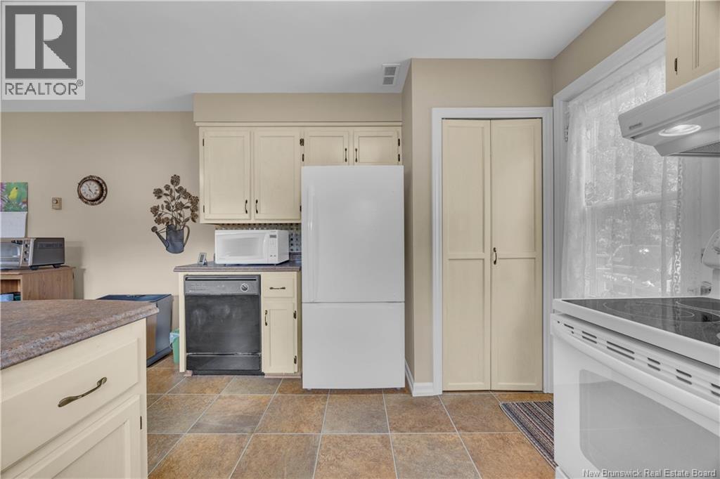 24 Yandall Drive, Quispamsis, New Brunswick E2E 1T8 - Photo 9 - NB141865