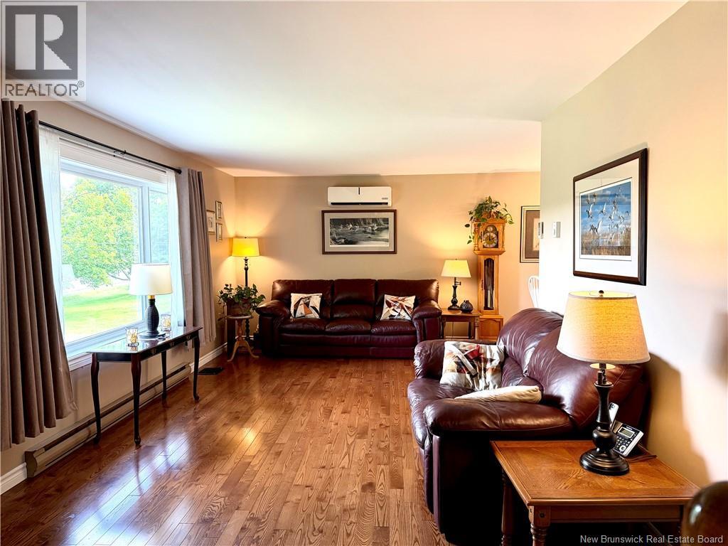 129 Inglewood Drive, Grand Bay-Westfield, New Brunswick E5K 2E4 - Photo 3 - NB142044