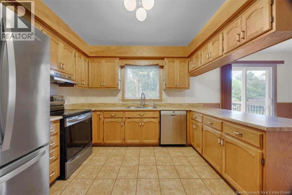 36 Peat Drive, Quispamsis, New Brunswick  E2E 4R5 - Photo 11 - NB142100