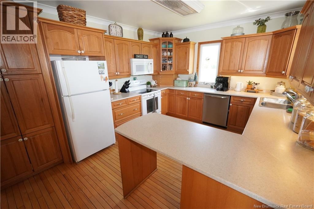 14 Thoroughfare Road, Grand Manan, New Brunswick E5G 1G6 - Photo 6 - NB142514