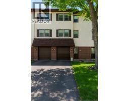 33 Hillsview Crescent, Rothesay, New Brunswick