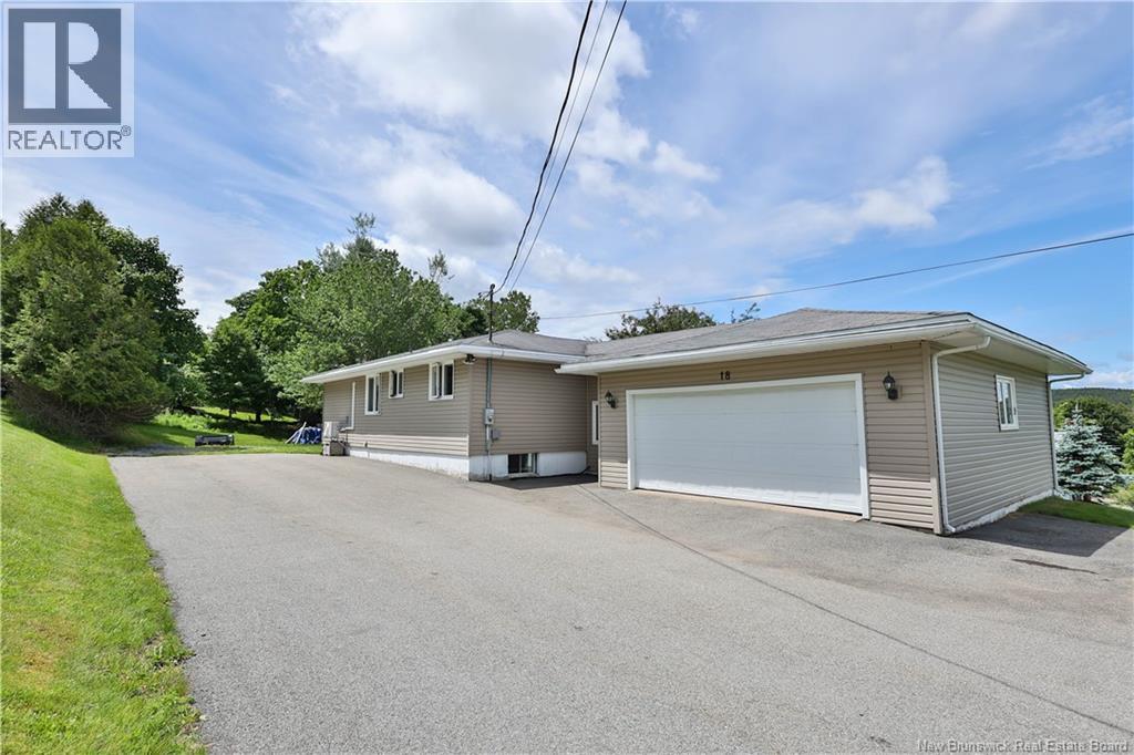 18 Quispamsis Road, Quispamsis, New Brunswick