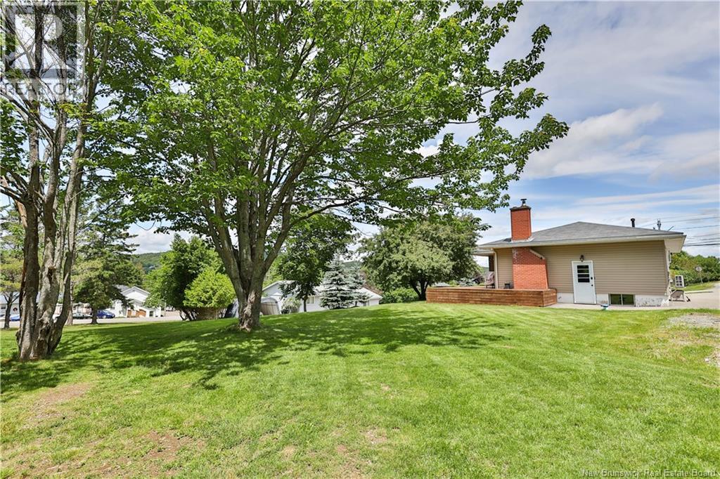 18 Quispamsis Road, Quispamsis, New Brunswick  E2E 1M2 - Photo 2 - NB141872