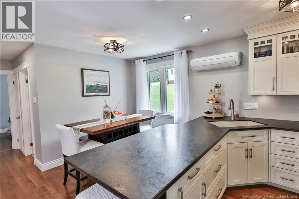 18 Quispamsis Road, Quispamsis, New Brunswick  E2E 1M2 - Photo 6 - NB141872