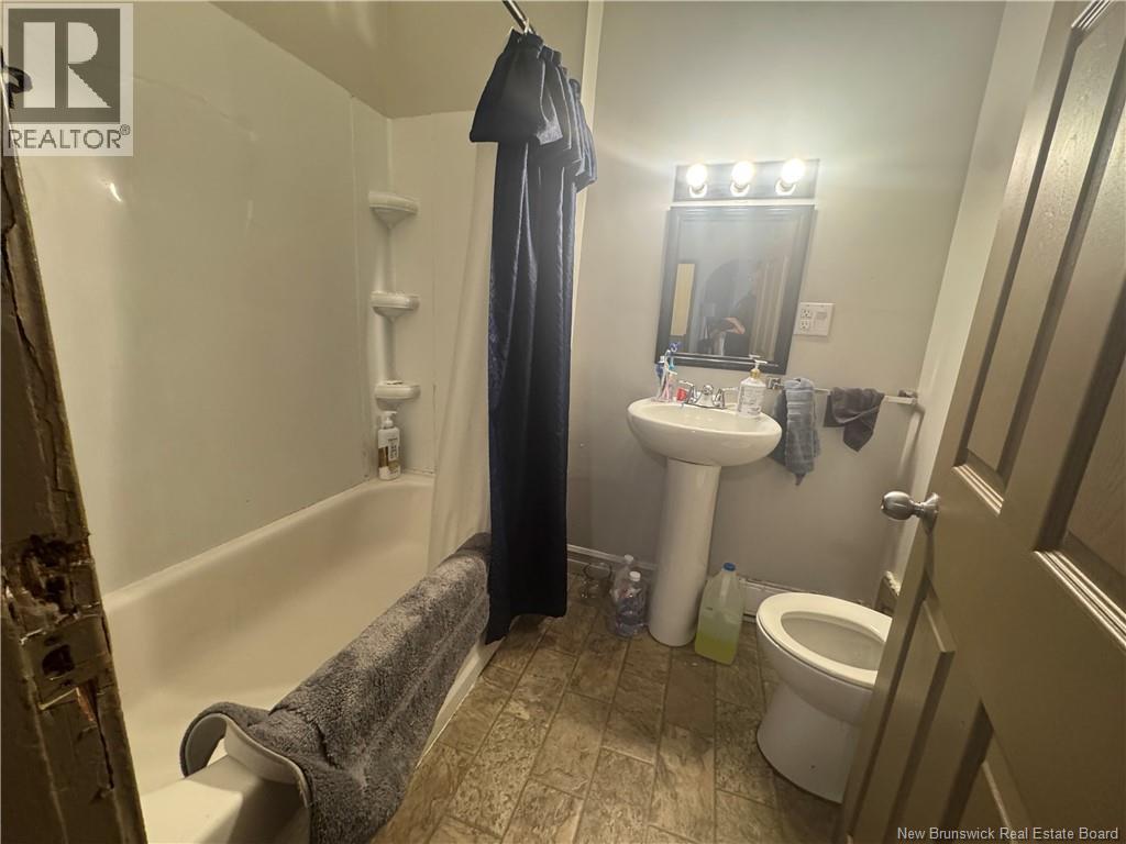 464-466 Olive Street, Saint John, New Brunswick  E2M 1R7 - Photo 19 - NB142677
